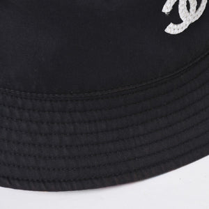 CHANEL シャネル ココマーク M24C バケットハット リバーシブル ココマーク コットン ブラック マルチカラー 美品 中古 4a008303