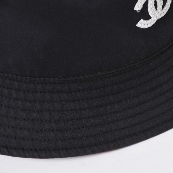 CHANEL シャネル ココマーク M24C バケットハット リバーシブル ココマーク コットン ブラック マルチカラー 美品 中古 4a008303