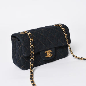 新品同様 CHANEL シャネル ミニマトラッセ20 Sフラップ Sチェーンショルダーバッグ A69900 ランダム番台 ココマーク デニム 中古 4a008875