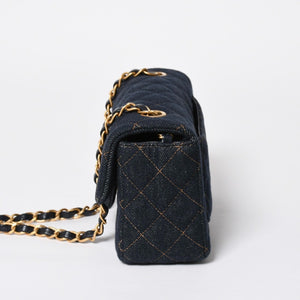 新品同様 CHANEL シャネル ミニマトラッセ20 Sフラップ Sチェーンショルダーバッグ A69900 ランダム番台 ココマーク デニム 中古 4a008875