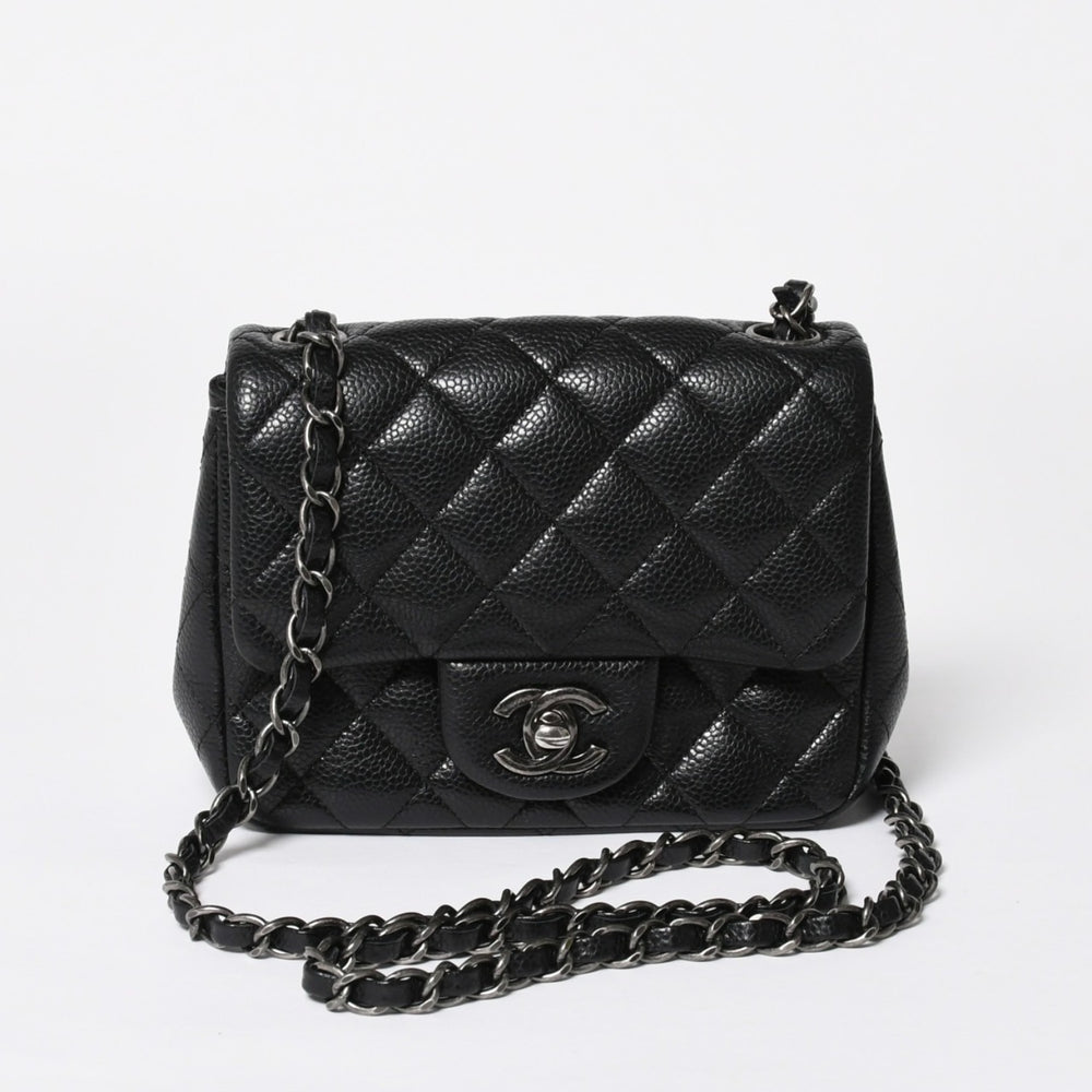CHANEL シャネル ミニマトラッセ チェーンショルダーバッグ 17cm キャビアスキン ブラック シルバー金具2１番台 美品 中古 4a008372