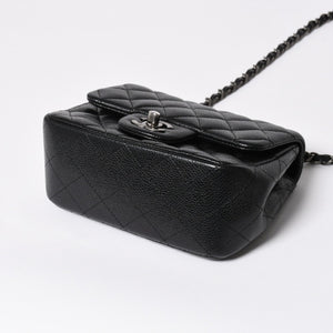 CHANEL Mini Matelasse Chain Shoulder Bag 17cm Caviar Skin Black Silver Hardware No. 21 Good Condition Used 4a008372