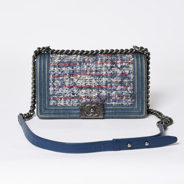 極美品 CHANEL シャネル ボーイシャネル ショルダーバッグ A67086 19番台 デニム ツイード ブルー マルチカラー ブラックメタル金具 中古 4b011847