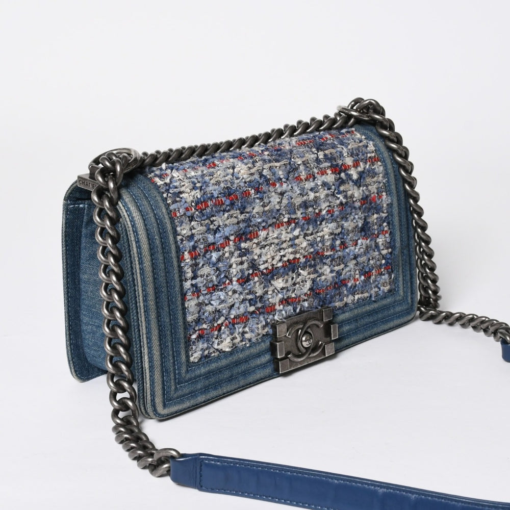 極美品 CHANEL シャネル ボーイシャネル ショルダーバッグ A67086 19番台 デニム ツイード ブルー マルチカラー ブラックメタル金具 中古 4b011847