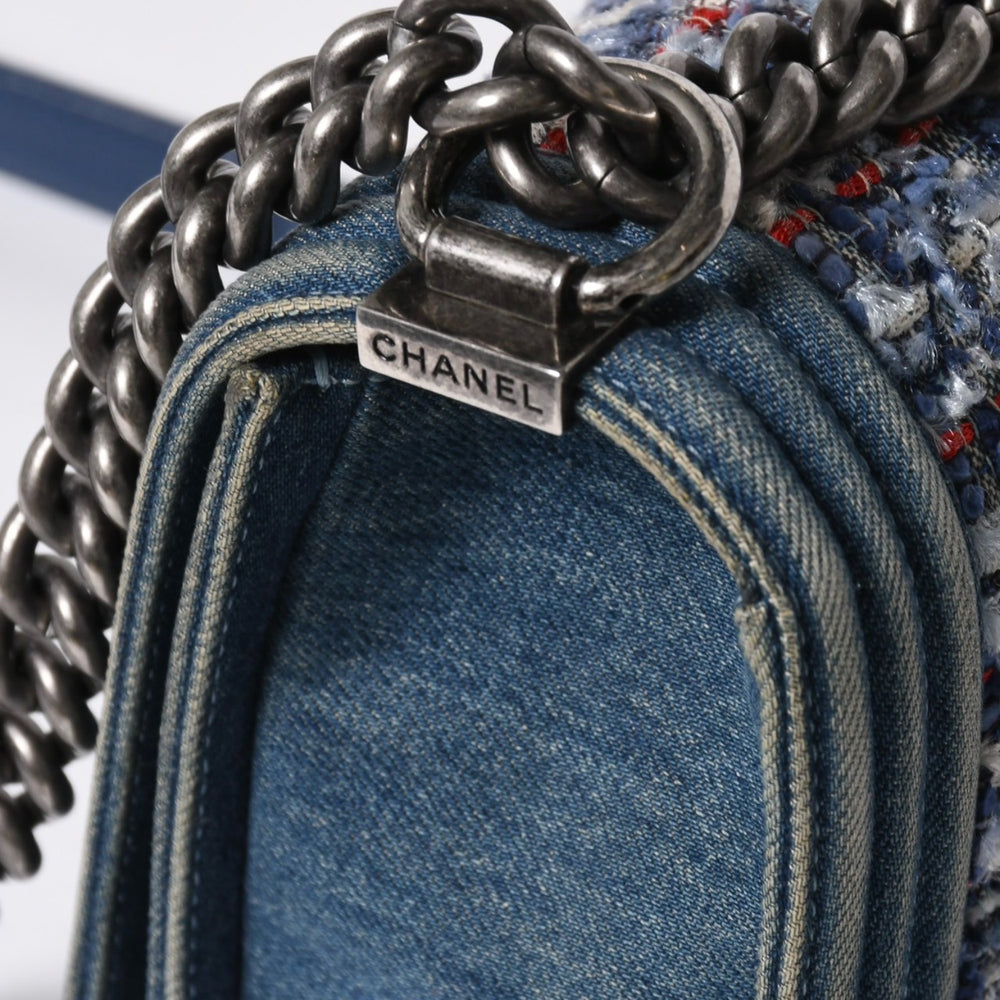 Very Good Condition CHANEL Boy Chanel Shoulder Bag A67086 No. 19 Denim Tweed Blue Multicolor Black Metal Hardware Used 4b011847