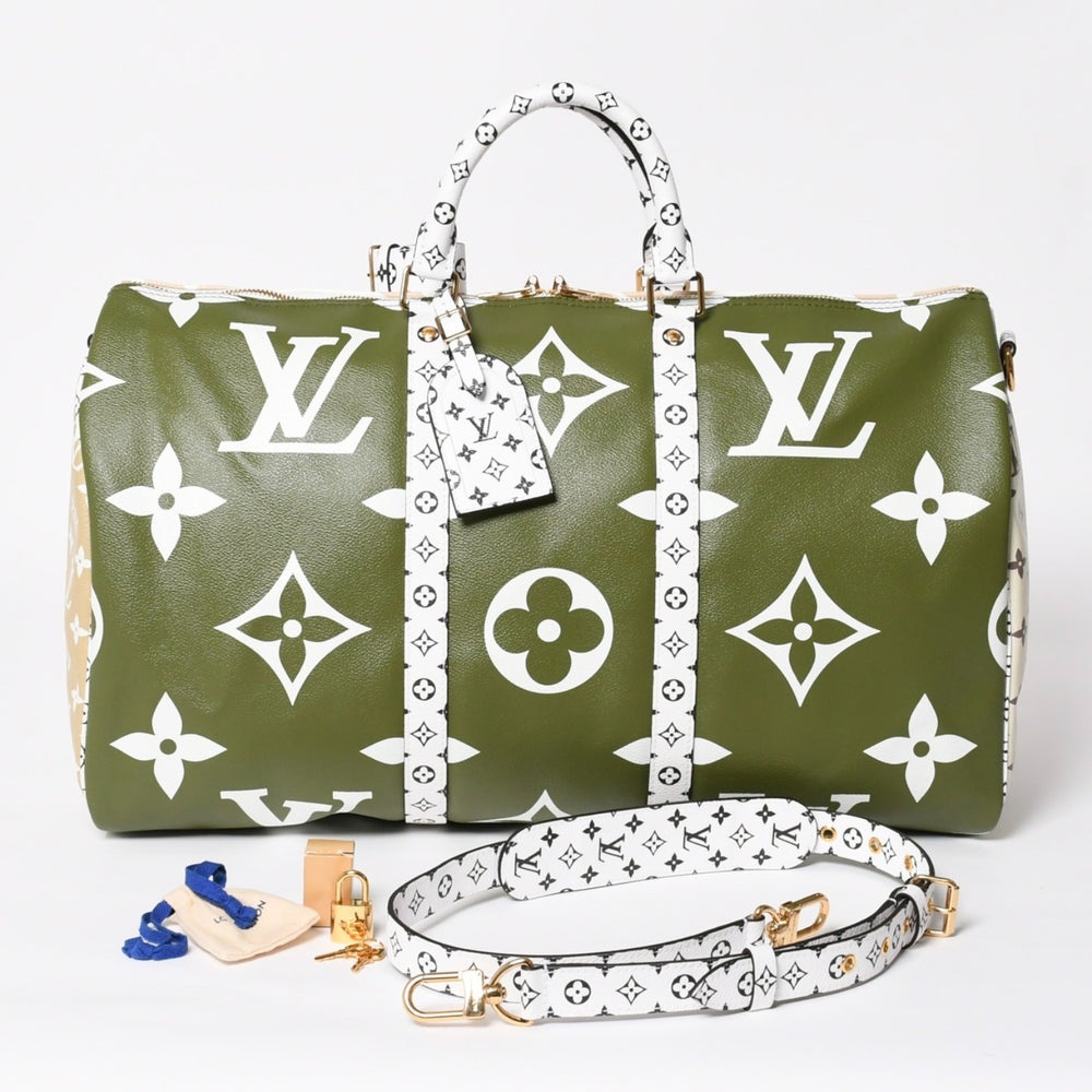 極美品 LOUIS VUITTON ルイヴィトン キーポル バンドリエール50 モノグラムジャイアント M44590 カーキ ホワイト ゴールド金具 中古 4a008898