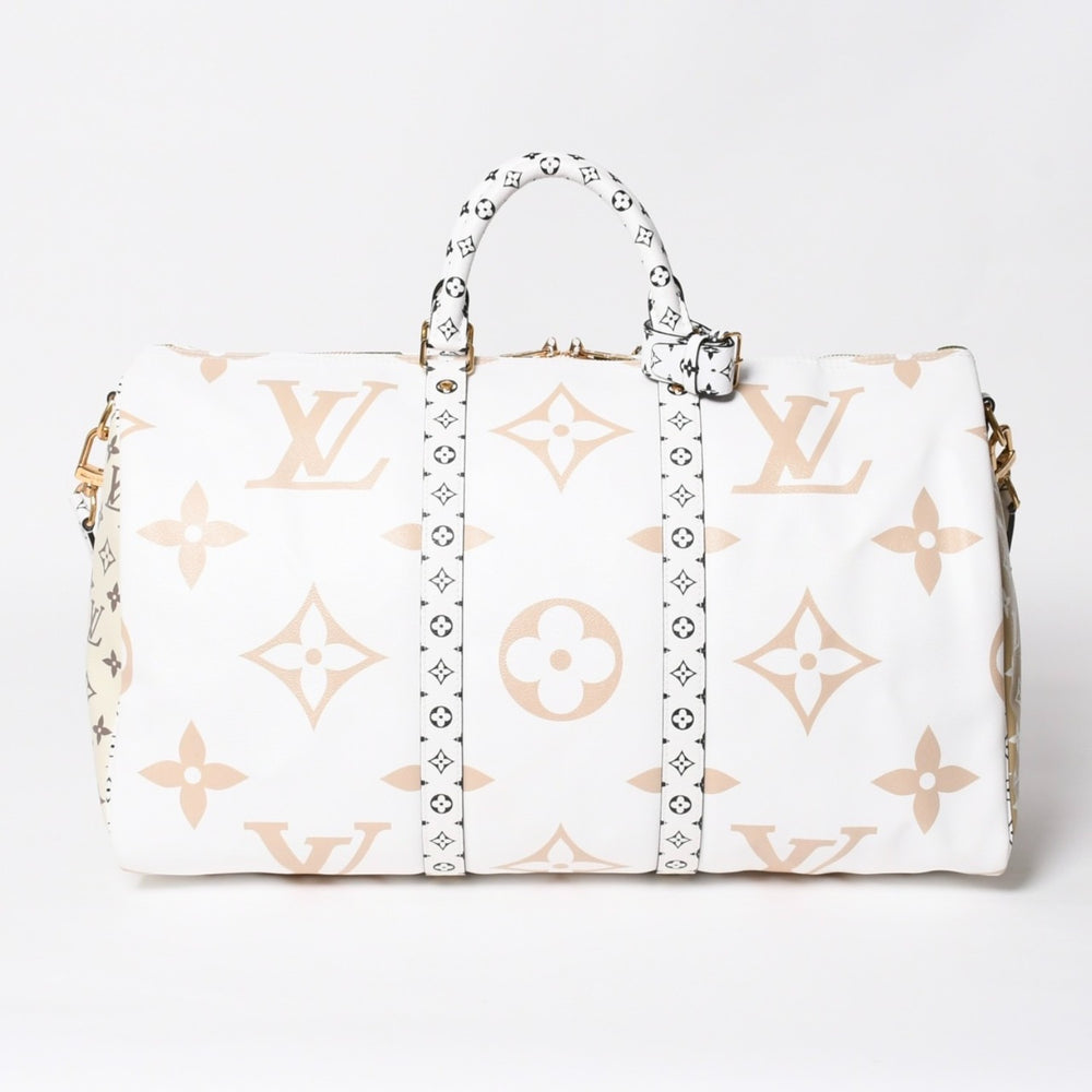 極美品 LOUIS VUITTON ルイヴィトン キーポル バンドリエール50 モノグラムジャイアント M44590 カーキ ホワイト ゴールド金具 中古 4a008898