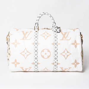 極美品 LOUIS VUITTON ルイヴィトン キーポル バンドリエール50 モノグラムジャイアント M44590 カーキ ホワイト ゴールド金具 中古 4a008898