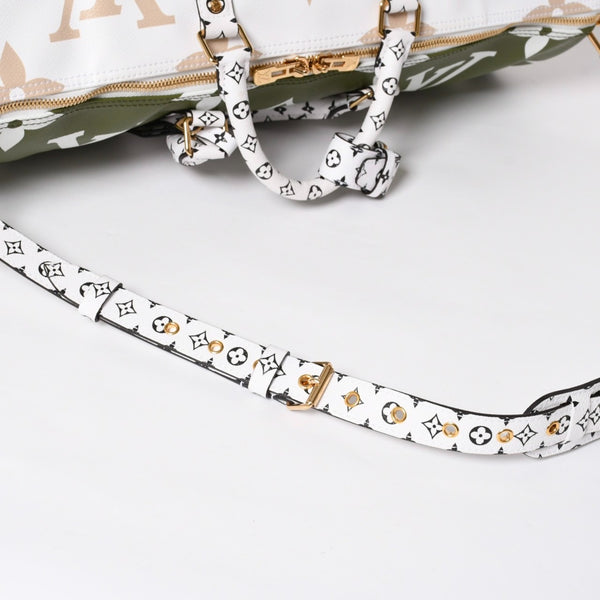 極美品 LOUIS VUITTON ルイヴィトン キーポル バンドリエール50 モノグラムジャイアント M44590 カーキ ホワイト ゴールド金具 中古 4a008898
