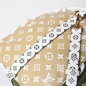 極美品 LOUIS VUITTON ルイヴィトン キーポル バンドリエール50 モノグラムジャイアント M44590 カーキ ホワイト ゴールド金具 中古 4a008898