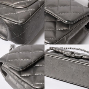 極美品 CHANEL シャネル マトラッセ 20 Sフラップ Sチェーンショルダーバッグ ランダム番台 ココマーク ラムスキン シルバー 中古 4a008590