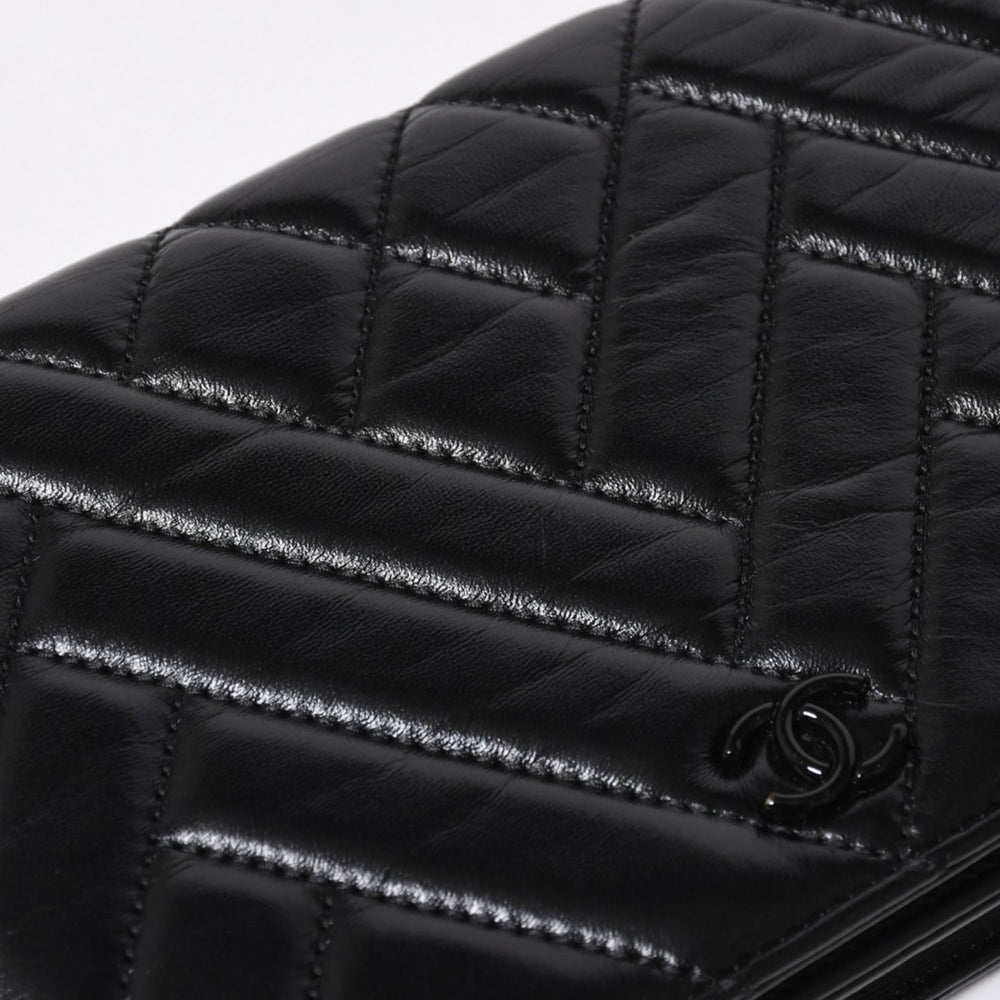 Very Good Condition CHANEL Chevron Chain Wallet 28th Series Coco Mark Shiny Lambskin Black Used 4a008408