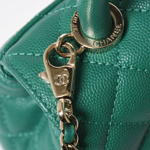 Very good condition CHANEL top handle 2WAY bag random number here mark caviar skin green gold hardware used 4a008349