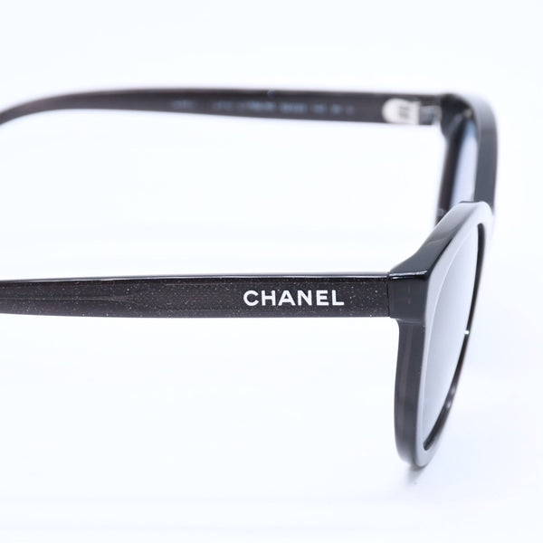 極美品 CHANEL シャネル サングラス アイウェア 0CH5523U サイズ52□20 140 ココマーク グリッター ブラック 中古 4a008413