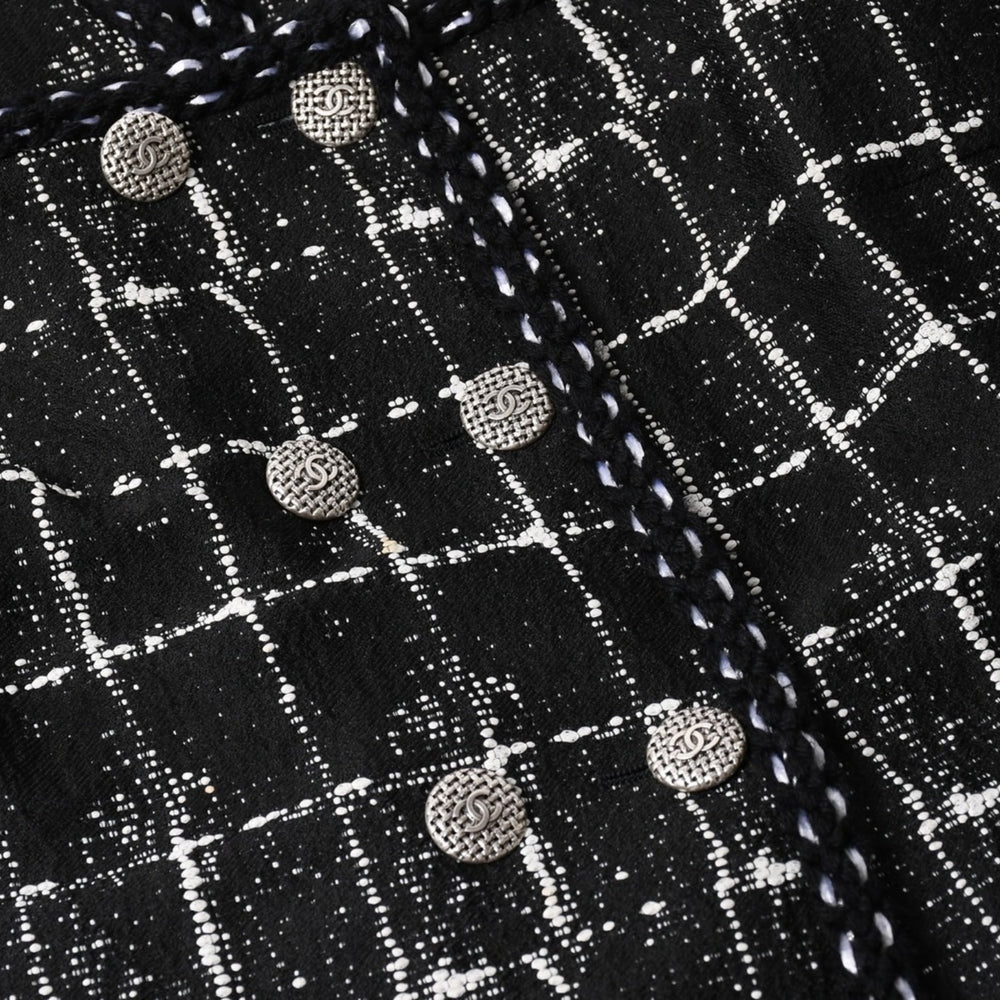 極美品 CHANEL シャネル ジャケット ノーカラージャケット ココマークボタン ブラック ホワイト P47857V34876 サイズ48 中古 4a008654