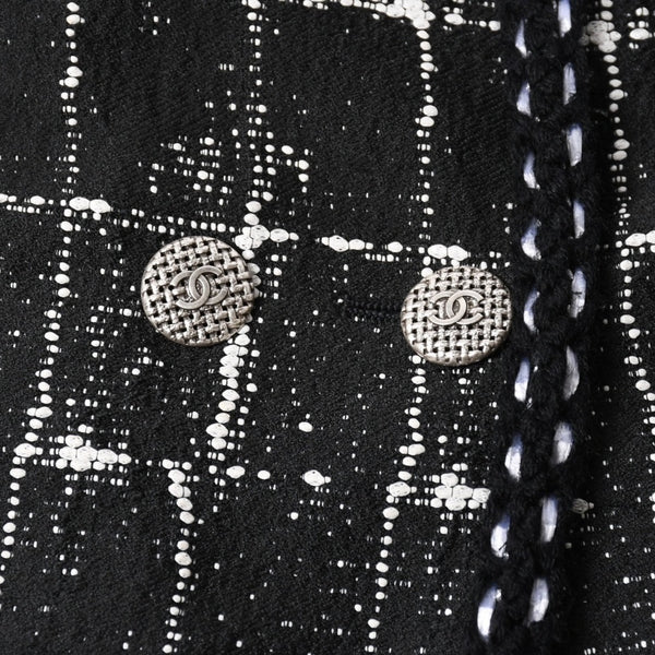 極美品 CHANEL シャネル ジャケット ノーカラージャケット ココマークボタン ブラック ホワイト P47857V34876 サイズ48 中古 4a008654