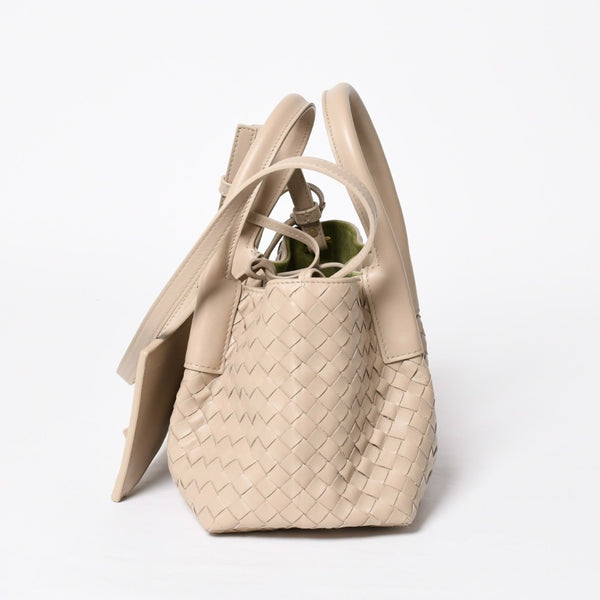 新品同様品 BOTTEGA VENETA ボッテガヴェネタ イントレチャート ピナコテーカ スモール 2WAY ハンドバッグ ショルダーバッグ ベージュ カーキ ゴールド金具 中古 4a008921