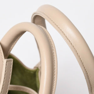 新品同様品 BOTTEGA VENETA ボッテガヴェネタ イントレチャート ピナコテーカ スモール 2WAY ハンドバッグ ショルダーバッグ ベージュ カーキ ゴールド金具 中古 4a008921