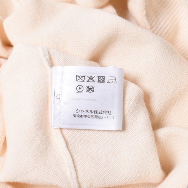 Very good condition CHANEL Knit Pharrell Williams Cocomark LA PAUSA P60447K46038 Wool Cashmere Ivory Size 42 Used 4a008977