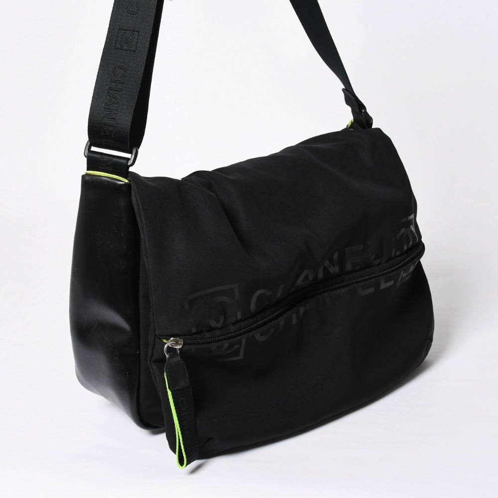 CHANEL CHANEL Sports Line Shoulder Bag A26709 No. 9 Black Neon Yellow Coco Mark Silver Hardware Good Condition Used 4a009031