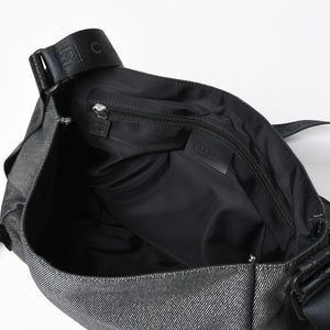 Very Good Condition CHANEL CHANEL Sports Line Messenger Bag No. 10 Coco Mark Glitter Canvas Black Used 4a009046