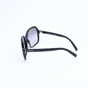 PRADA プラダ Sunglasses サングラス アイウェア SPR 17M-A サイズ59□18 ブラック ゴールド金具 美品 中古 4a008454