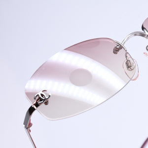 極美品 CHANEL シャネル リムレス サングラス アイウェア 4002 c.124/58 サイズ57□19 130 ココマーク ピンク 中古 4a008488