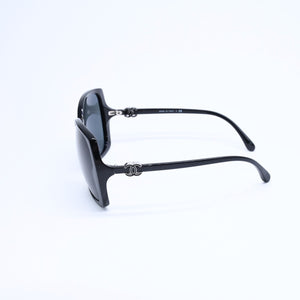 CHANEL シャネル サングラス アイウェア 5216-A c.501/3F サイズ61□16 135 ココマーク ブラック 美品 中古 4a008434