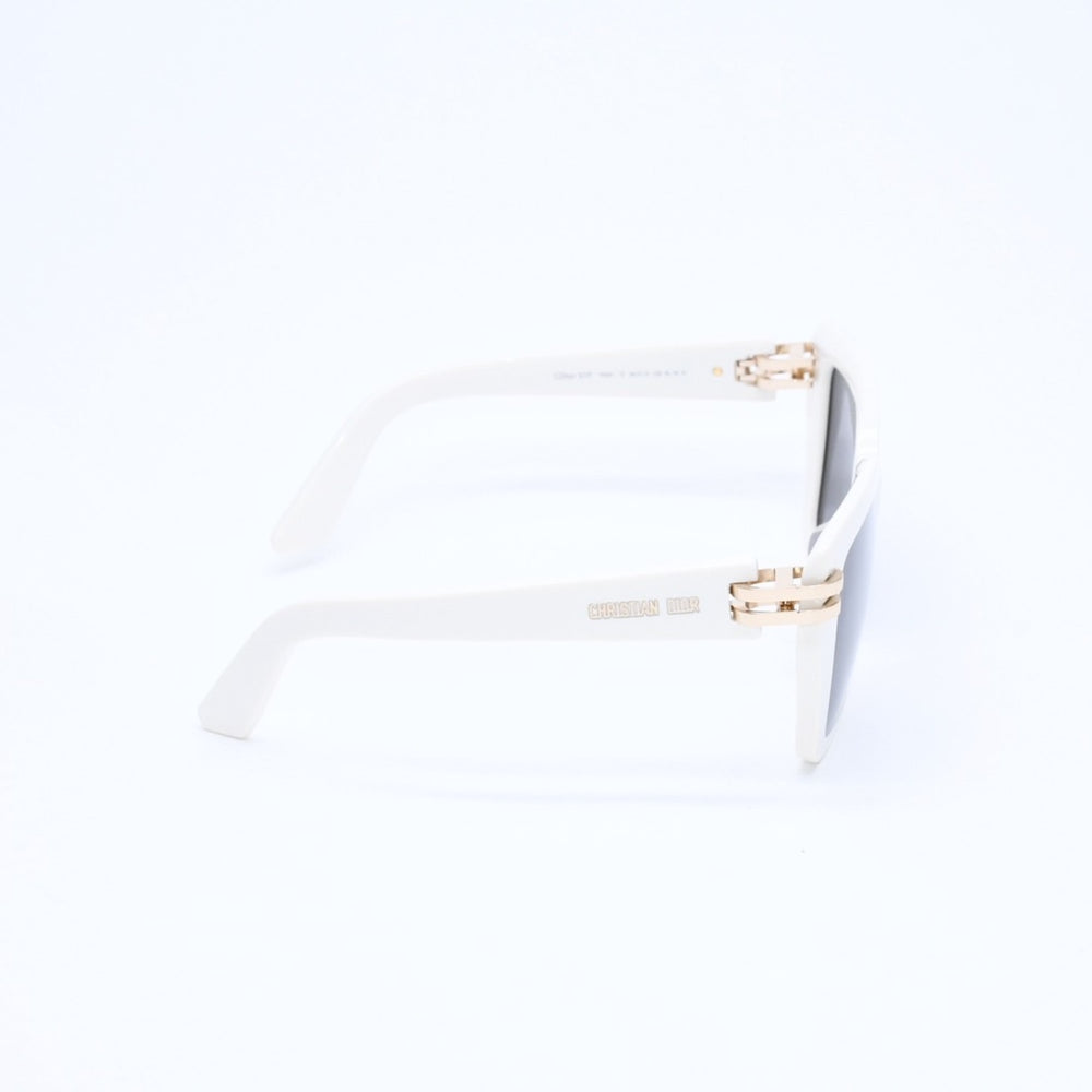 極美品 CHRISTIAN DIOR クリスチャンディオール サングラス WH S1F 95A0 アイボリー サイズ56◻︎13 ゴールド金具 中古 4a008533