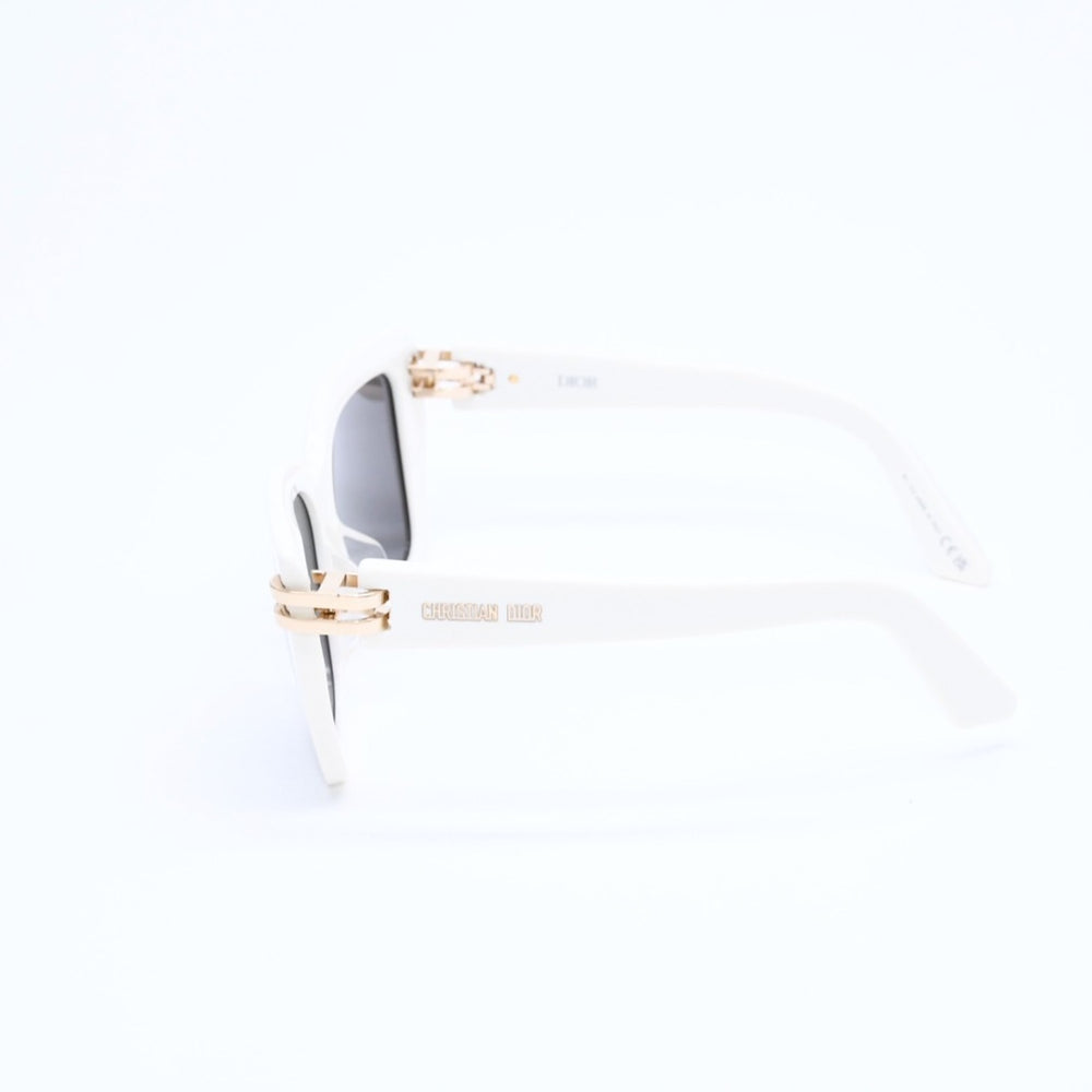 極美品 CHRISTIAN DIOR クリスチャンディオール サングラス WH S1F 95A0 アイボリー サイズ56◻︎13 ゴールド金具 中古 4a008533