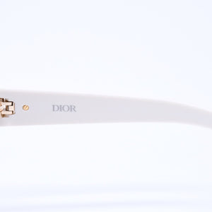 Mint condition CHRISTIAN DIOR sunglasses WH S1F 95A0 Ivory Size 56◻13 Gold hardware, pre-owned, item number 4a008533