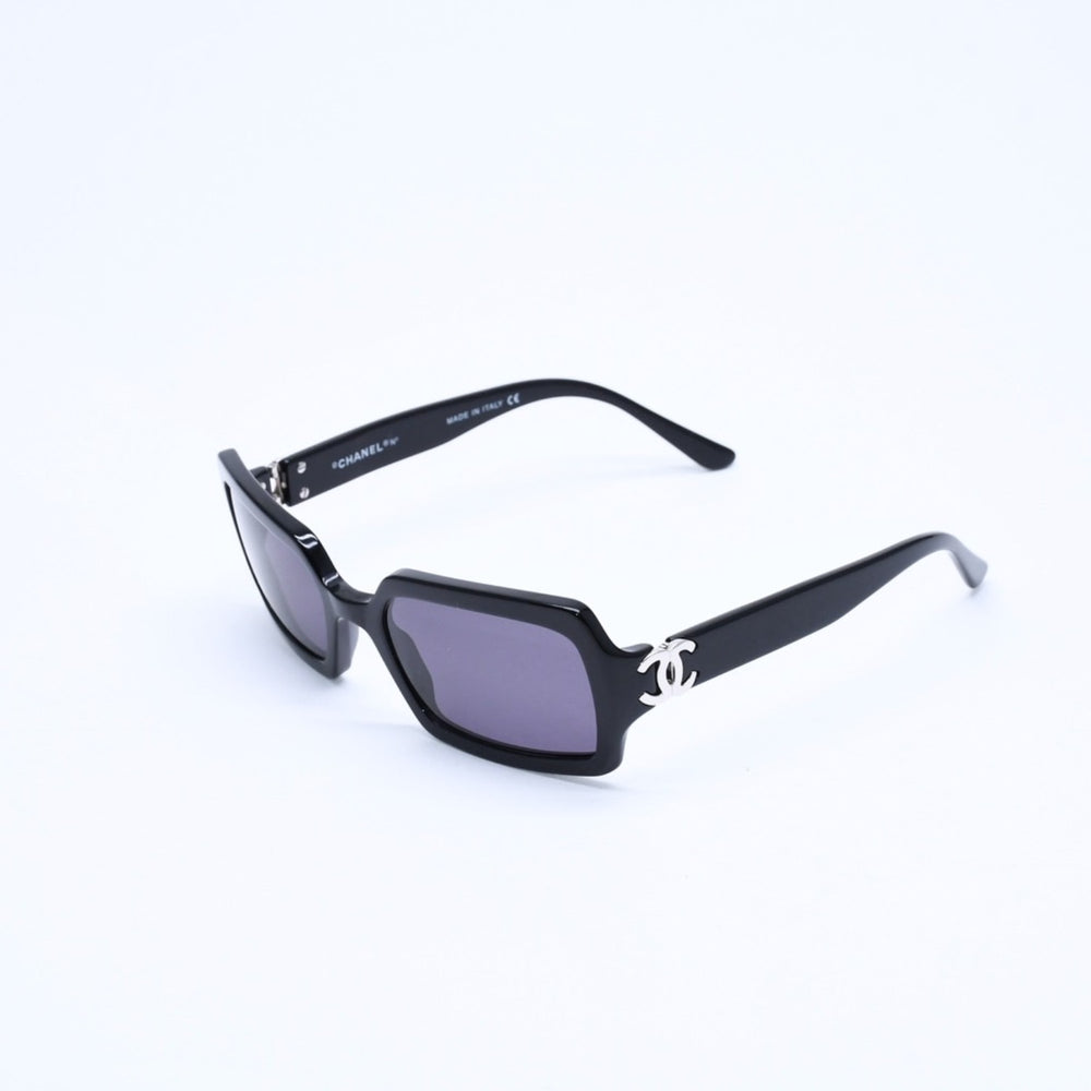 CHANEL シャネル サングラス アイウェア 5031 c.501/91 サイズ52□18 130 ココマーク ブラック 美品 中古 4a008437