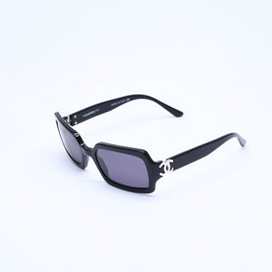 CHANEL シャネル サングラス アイウェア 5031 c.501/91 サイズ52□18 130 ココマーク ブラック 美品 中古 4a008437