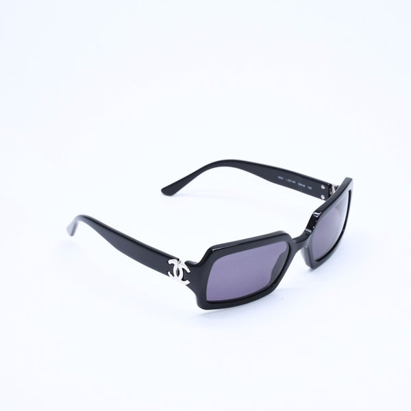CHANEL シャネル サングラス アイウェア 5031 c.501/91 サイズ52□18 130 ココマーク ブラック 美品 中古 4a008437