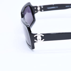 CHANEL シャネル サングラス アイウェア 5031 c.501/91 サイズ52□18 130 ココマーク ブラック 美品 中古 4a008437