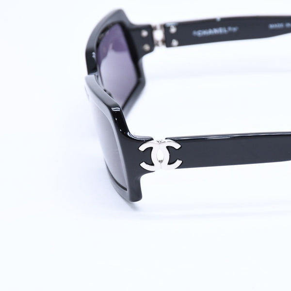 CHANEL シャネル サングラス アイウェア 5031 c.501/91 サイズ52□18 130 ココマーク ブラック 美品 中古 4a008437