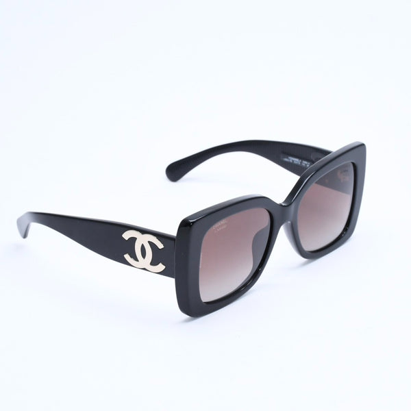 極美品 CHANEL シャネル サングラス ココマーク 5494-A イタリア製 アセテート ブラック ゴールド金具 サイズ53□18 140 中古 4a008508