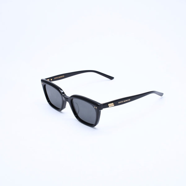 極美品 GENTLE MONSTER ジェントルモンスター Sunglasses サングラス アイウェア サイズ53□162-147 ブラック 中古 4a008496