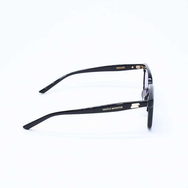 極美品 GENTLE MONSTER ジェントルモンスター Sunglasses サングラス アイウェア サイズ53□162-147 ブラック 中古 4a008496
