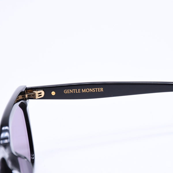 極美品 GENTLE MONSTER ジェントルモンスター Sunglasses サングラス アイウェア サイズ53□162-147 ブラック 中古 4a008496