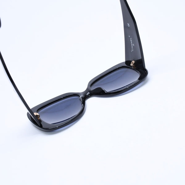CHANEL シャネル サングラス アイウェア 05254 94305 ココマーク ブラック ゴールド プラスチック 美品 中古 4a008509