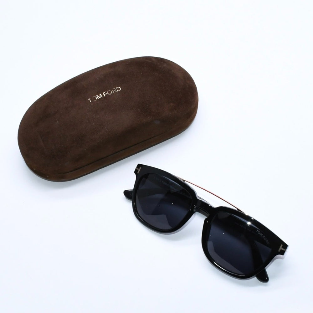 TOM FORD トムフォード Sunglasses サングラス アイウェア TF516 01A サイズ54◻︎19 145 ブラック ゴールド金具 美品 中古 4a008498