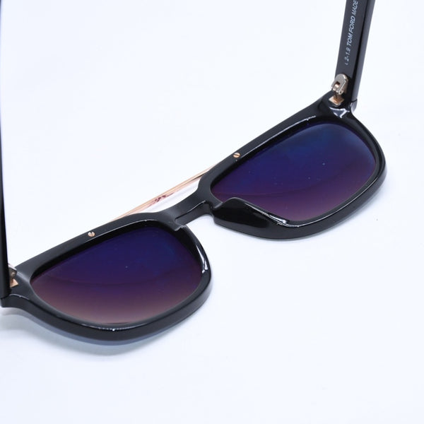 TOM FORD トムフォード Sunglasses サングラス アイウェア TF516 01A サイズ54◻︎19 145 ブラック ゴールド金具 美品 中古 4a008498