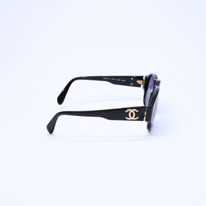 Very Good Condition CHANEL Sunglasses Eyewear 01452 94305 Black Gold Hardware Used 4a008514