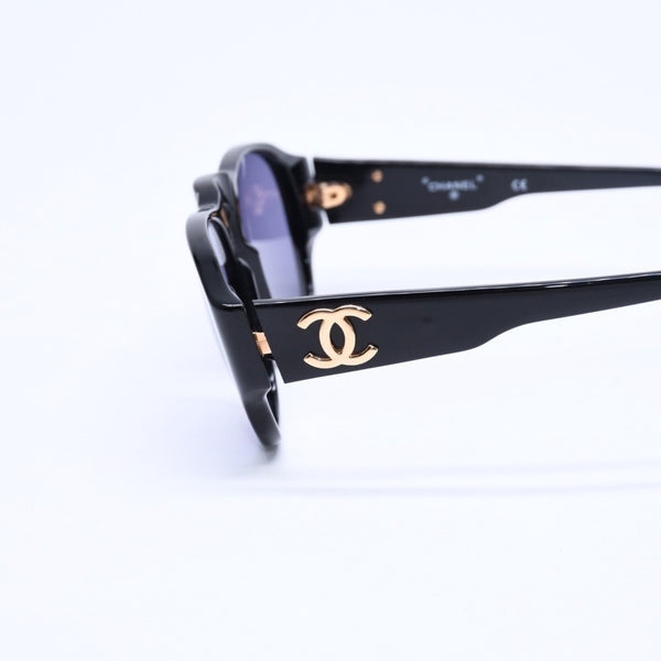Very Good Condition CHANEL Sunglasses Eyewear 01452 94305 Black Gold Hardware Used 4a008514