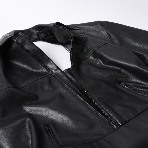 新品未使用 BALENCIAGA バレンシアガ ハンドバック シャツバッグ close bag 811992 レザー ブラック 中古 4a000855