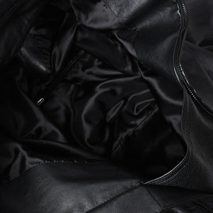 新品未使用 BALENCIAGA バレンシアガ ハンドバック シャツバッグ close bag 811992 レザー ブラック 中古 4a000855