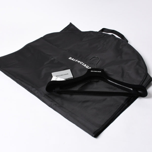新品未使用 BALENCIAGA バレンシアガ ハンドバック シャツバッグ close bag 811992 レザー ブラック 中古 4a000855