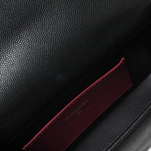 新品同様 CHANEL シャネル ストラップ クラッチ ワンショルダーバッグ AP5068 ランダム番台 ココマーク キャビアスキン 中古 4a009073