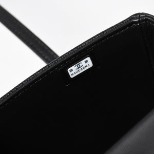 新品同様 CHANEL シャネル ストラップ クラッチ ワンショルダーバッグ AP5068 ランダム番台 ココマーク キャビアスキン 中古 4a009073